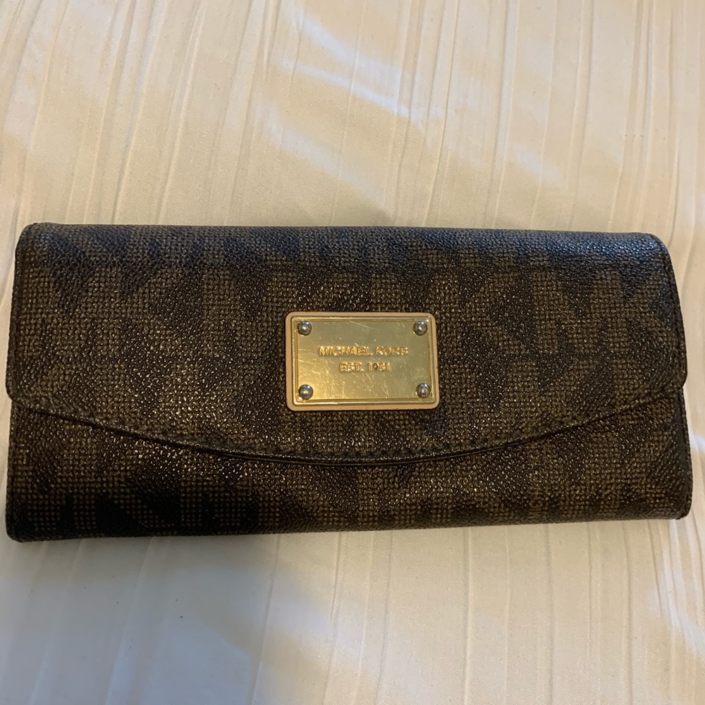 Michael Kors wallet
